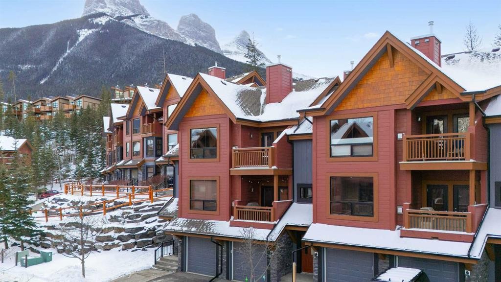 623-80 Dyrgas Gate, Canmore, AB - Outdoor With Facade