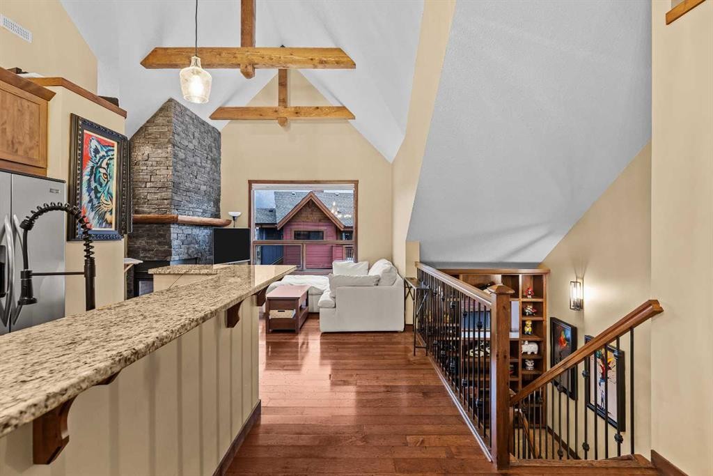 623-80 Dyrgas Gate, Canmore, AB - Indoor Photo Showing Other Room