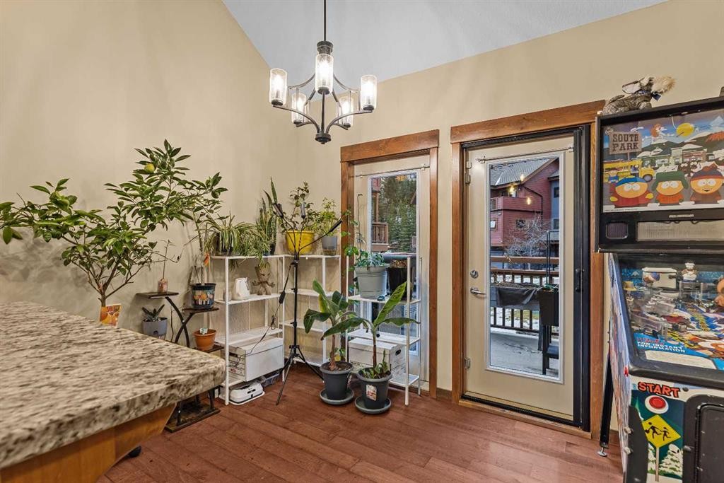 623-80 Dyrgas Gate, Canmore, AB - Indoor Photo Showing Other Room