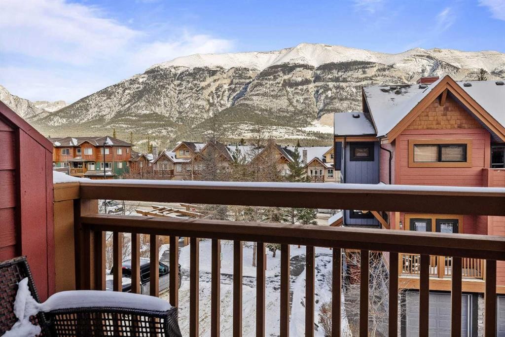 623-80 Dyrgas Gate, Canmore, AB - Outdoor