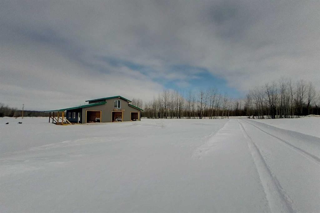 73430 102 Range, Kinuso, AB - Outdoor