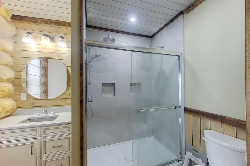 73430 102 Range, Kinuso, AB - Indoor