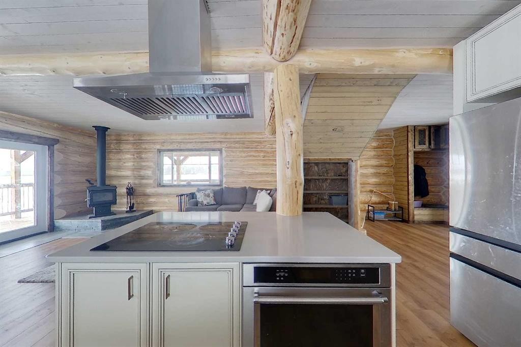 73430 102 Range, Kinuso, AB - Indoor Photo Showing Kitchen