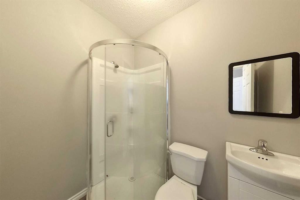 4322 18 Avenue, Edson, AB - Indoor Photo Showing Bathroom