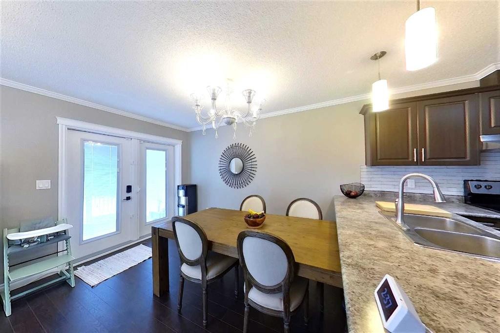 4322 18 Avenue, Edson, AB - Indoor