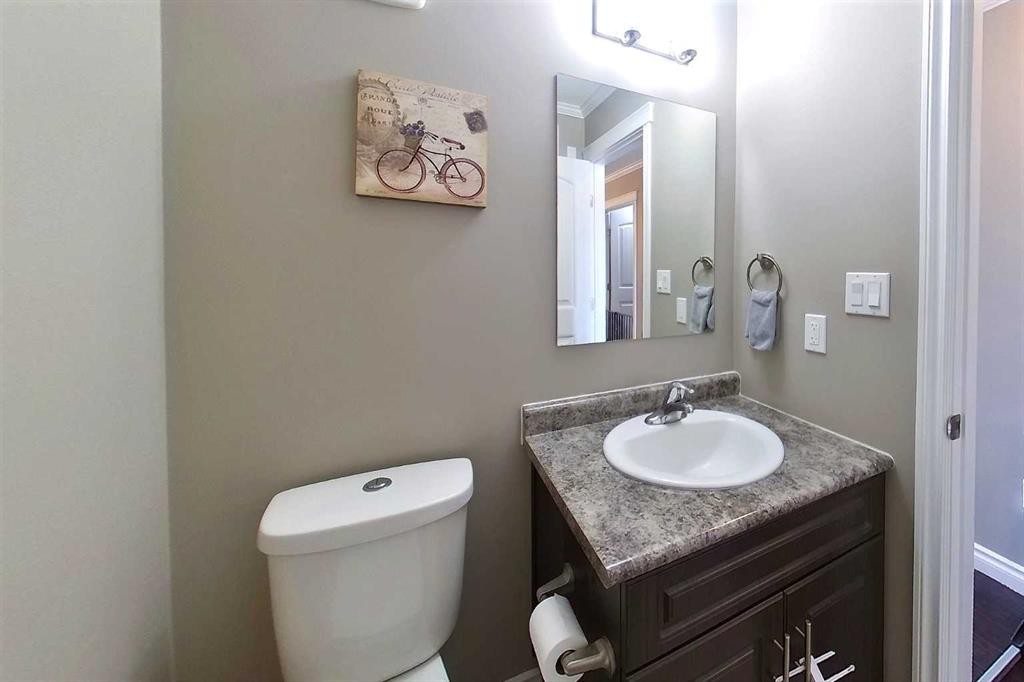 4322 18 Avenue, Edson, AB - Indoor Photo Showing Bathroom