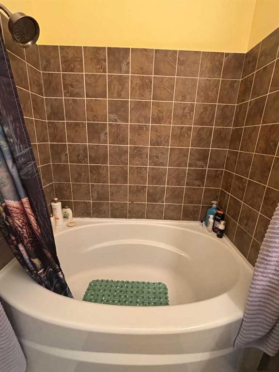 4417 54 St, Athabasca, AB - Indoor Photo Showing Bathroom