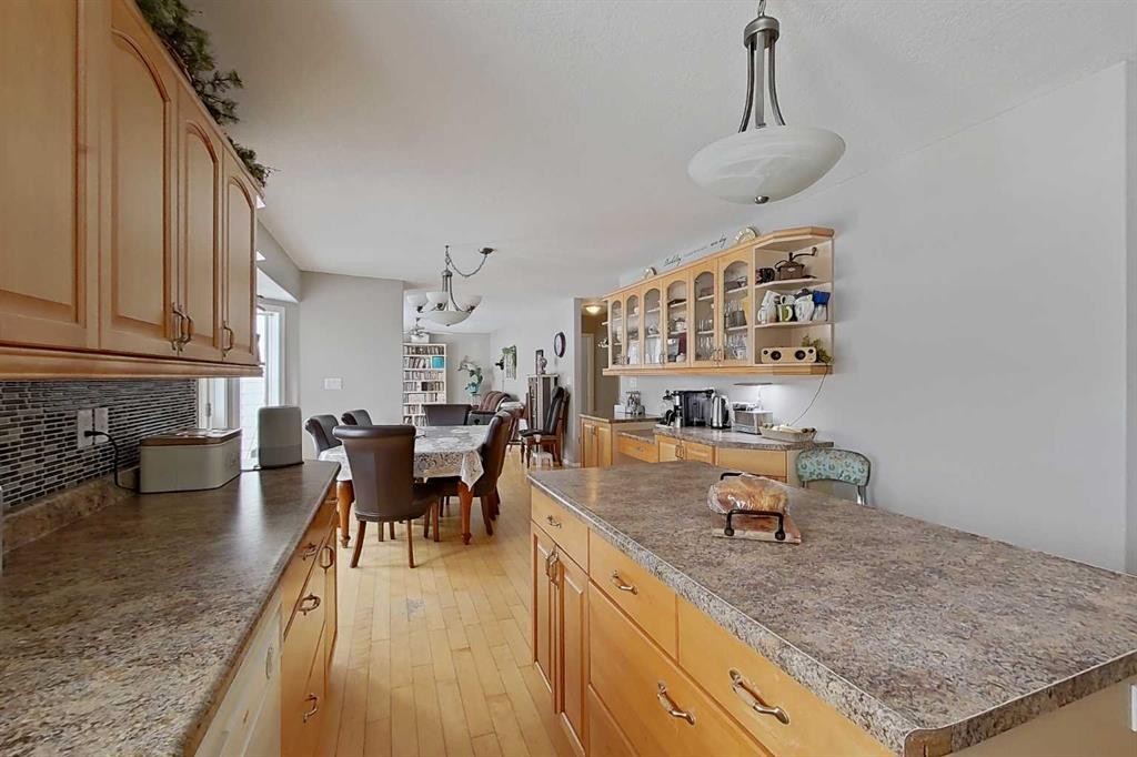 74120 100 Range Road, Kinuso, AB - Indoor Photo Showing Kitchen