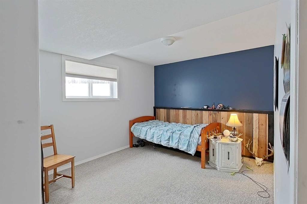 74120 100 Range Road, Kinuso, AB - Indoor Photo Showing Bedroom
