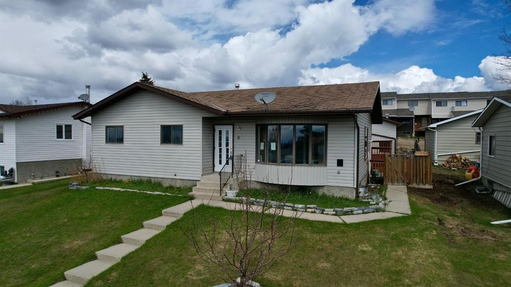 6 Hillside Avenue, Swan Hills, AB - Outdoor