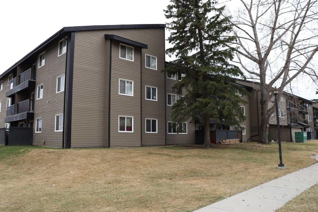 105B-5611 9 Avenue, Edson, AB - Outdoor