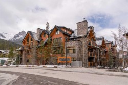 1205-101A Stewart Creek Landing Canmore, AB T1W 0E3