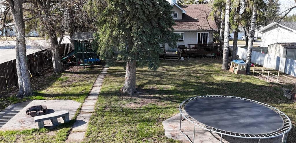 4237 5 Ave, Edson, AB - Outdoor