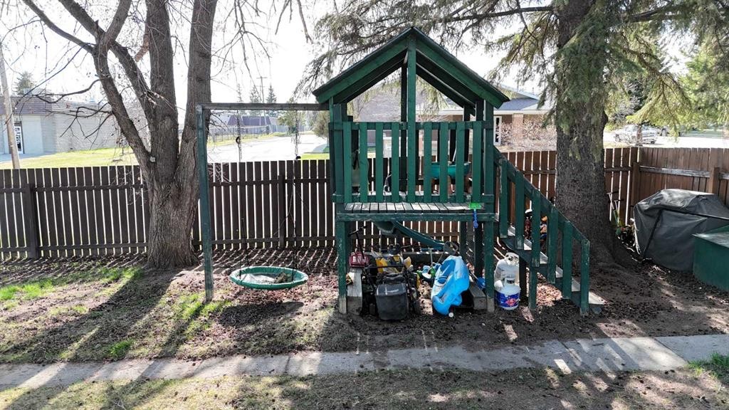 4237 5 Ave, Edson, AB - Outdoor