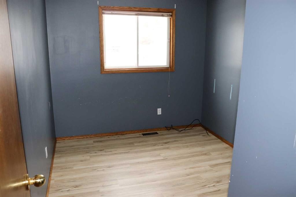 5105 8 Avenue, Edson, AB - Indoor Photo Showing Other Room