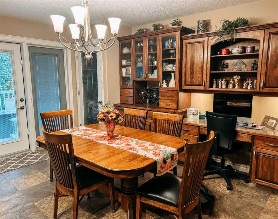 845 12 Street Se, Slave Lake, AB - Indoor Photo Showing Dining Room