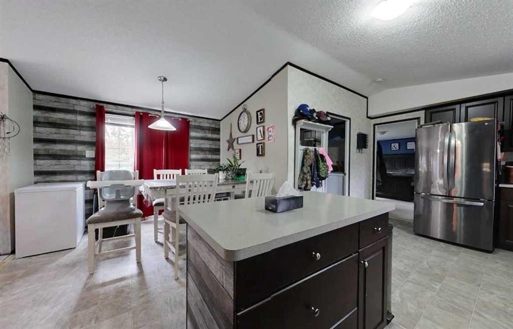 2330 Waskway Drive, Wabasca, AB - Indoor Photo Showing Kitchen