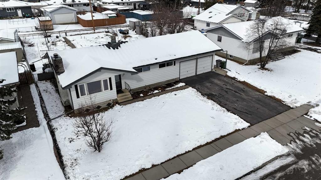 4230 5 Avenue, Edson, AB - Outdoor