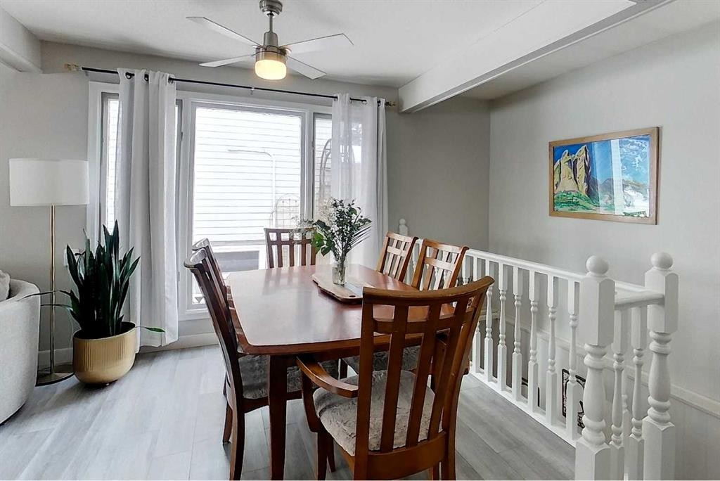 4230 5 Avenue, Edson, AB - Indoor Photo Showing Dining Room