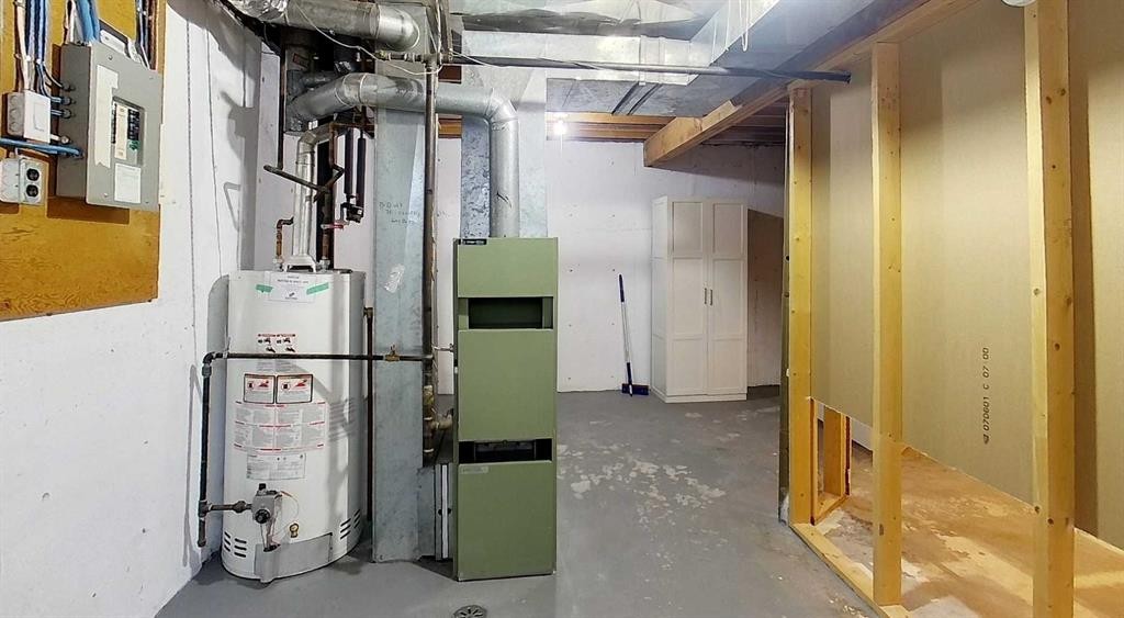 20-5215 6 Avenue, Edson, AB - Indoor Photo Showing Basement