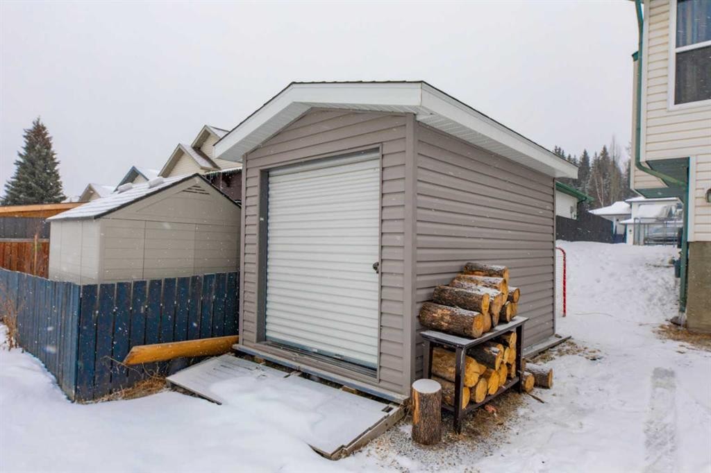 168 Sitar Crescent, Hinton, AB - Outdoor With Exterior