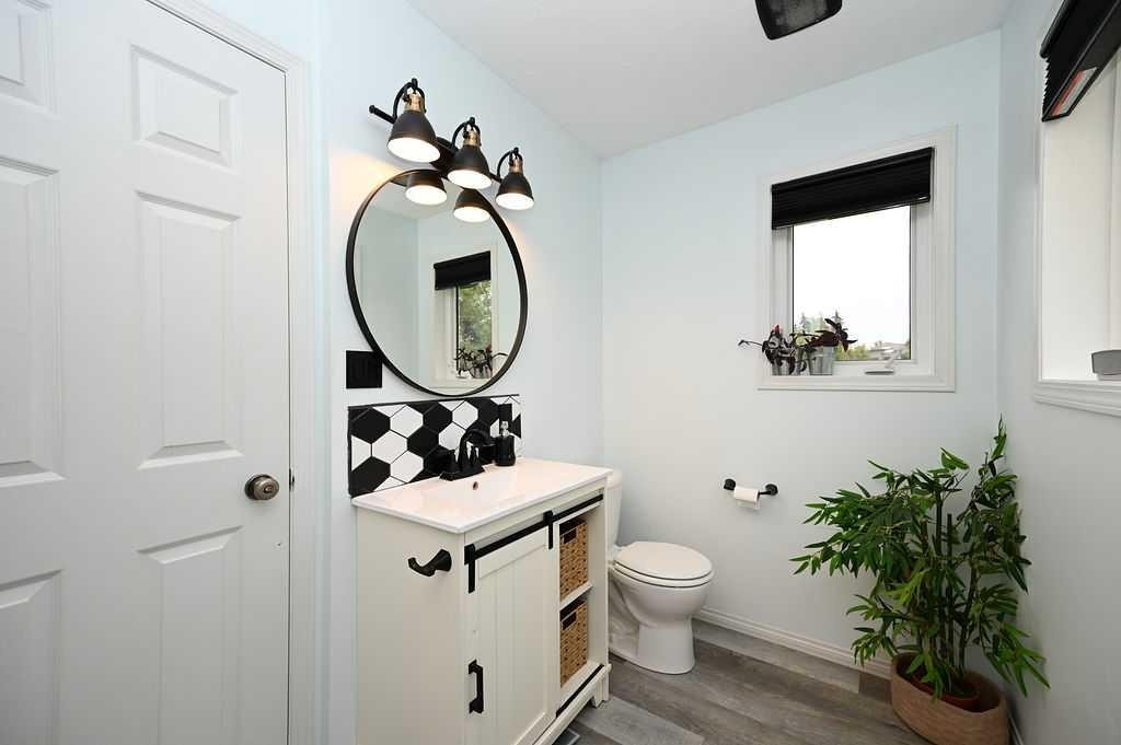192042 Township Road 665, Athabasca, AB - Indoor Photo Showing Bathroom
