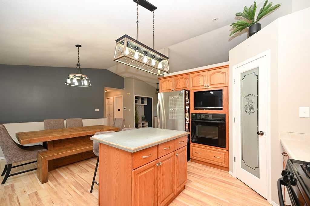192042 Township Road 665, Athabasca, AB - Indoor Photo Showing Kitchen