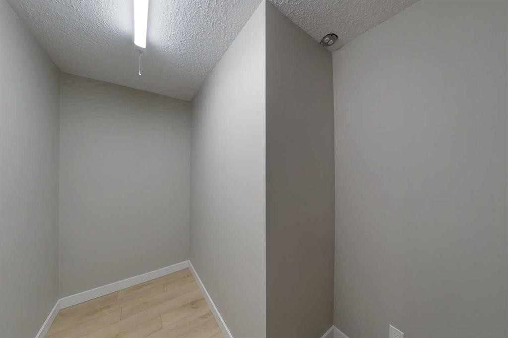 801 3 Avenue Se, Slave Lake, AB - Indoor Photo Showing Other Room