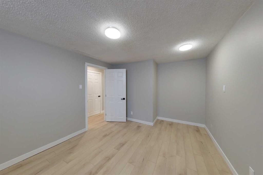 801 3 Avenue Se, Slave Lake, AB - Indoor Photo Showing Other Room