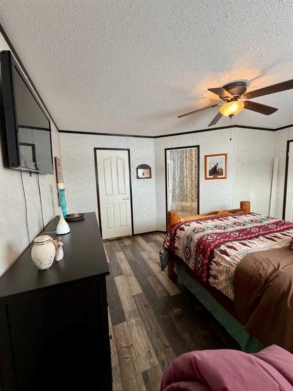 55111 Range Road 160A, Rural Yellowhead County, AB - Indoor Photo Showing Bedroom