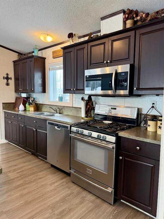 55111 Range Road 160A, Rural Yellowhead County, AB - Indoor Photo Showing Kitchen With Double Sink