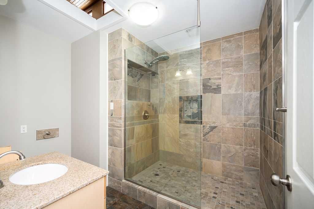 203039 Township Road 662, Rural Athabasca County, AB - Indoor Photo Showing Bathroom
