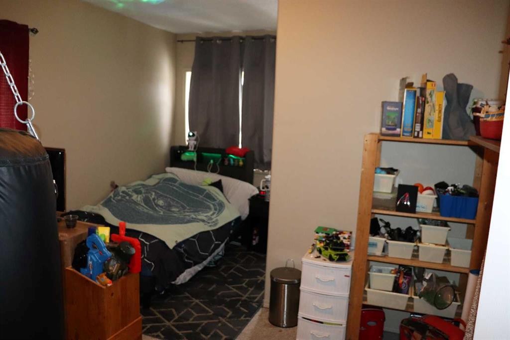 5113 5Th. Avenue, Edson, AB - Indoor Photo Showing Other Room