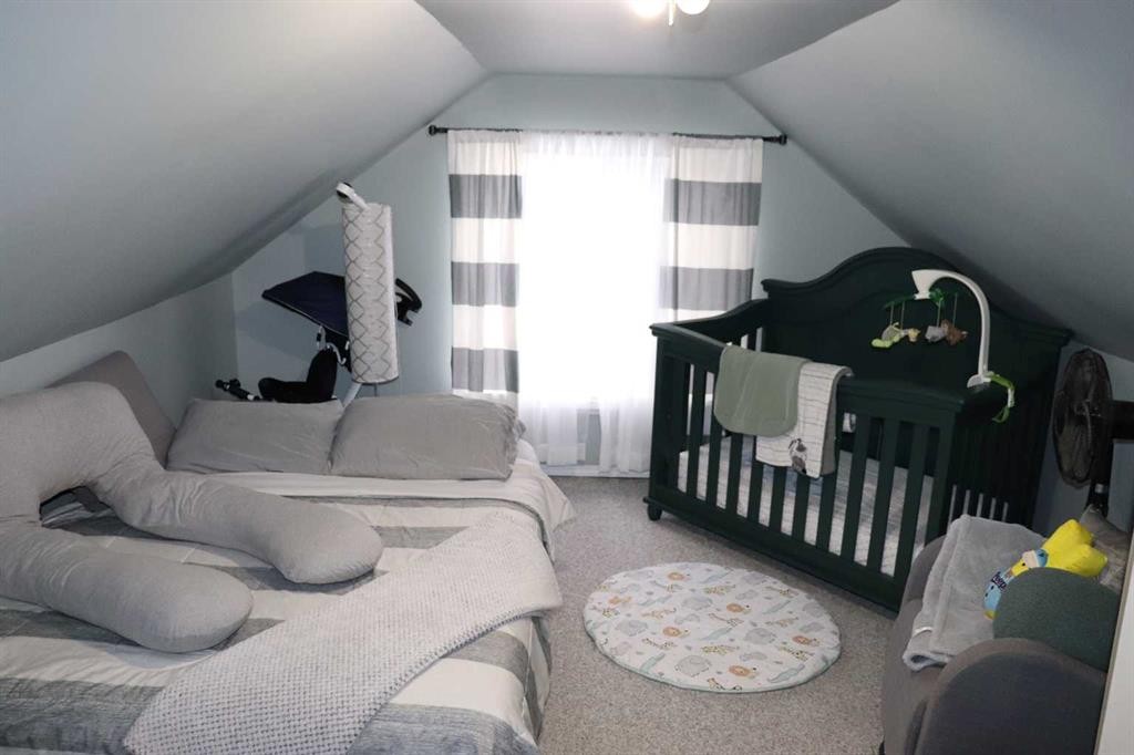 5113 5Th. Avenue, Edson, AB - Indoor Photo Showing Bedroom