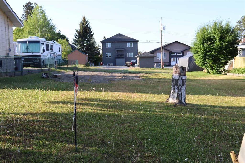 5115 8 Avenue, Edson, AB