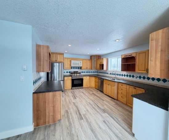 4230 Caribou Crescent, Wabasca, AB - Indoor Photo Showing Kitchen