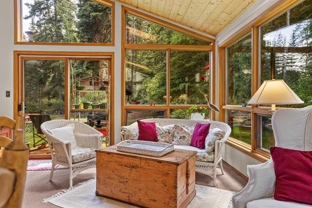 204 Grassi Place, Canmore, AB - With Deck Patio Veranda With Exterior