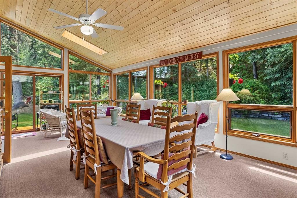 204 Grassi Place, Canmore, AB - Photo Showing Dining Room