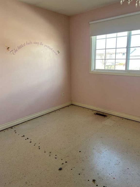 709 3 Avenue, Fox Creek, AB - Indoor Photo Showing Other Room