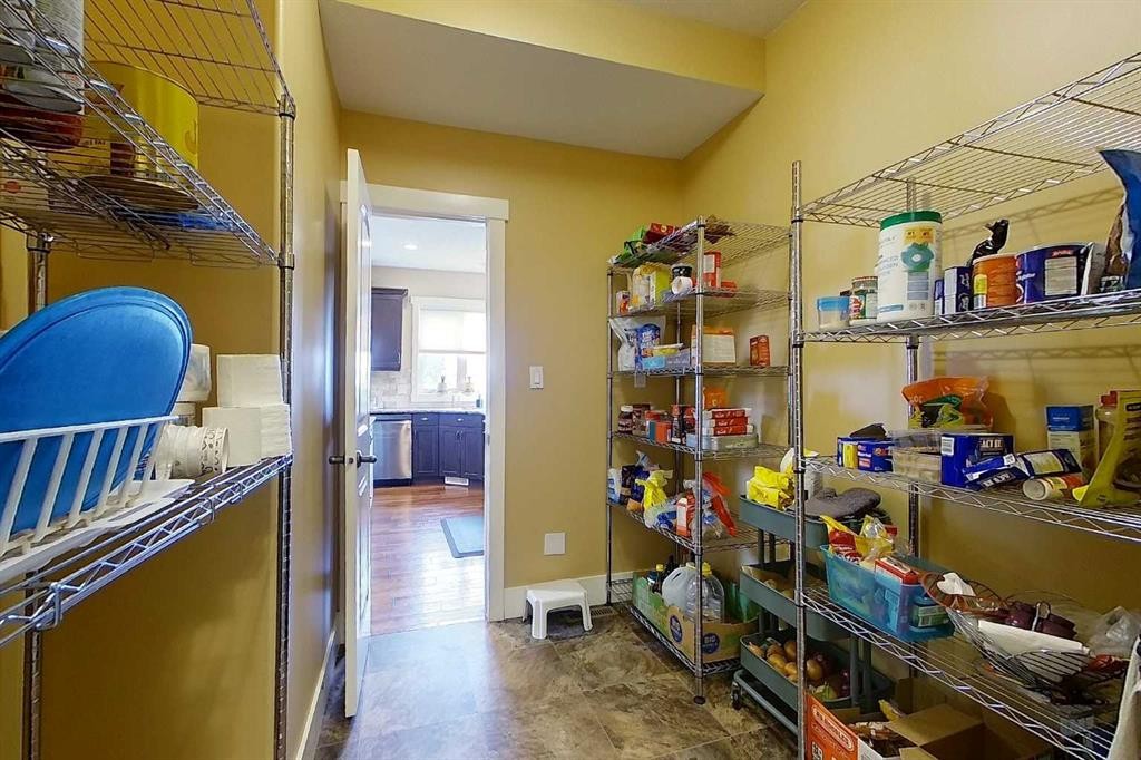 10 Parkdale Way Se, Slave Lake, AB - Indoor