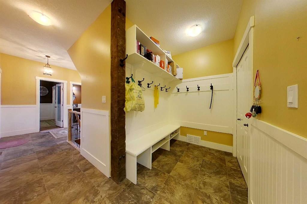 10 Parkdale Way Se, Slave Lake, AB - Indoor Photo Showing Other Room