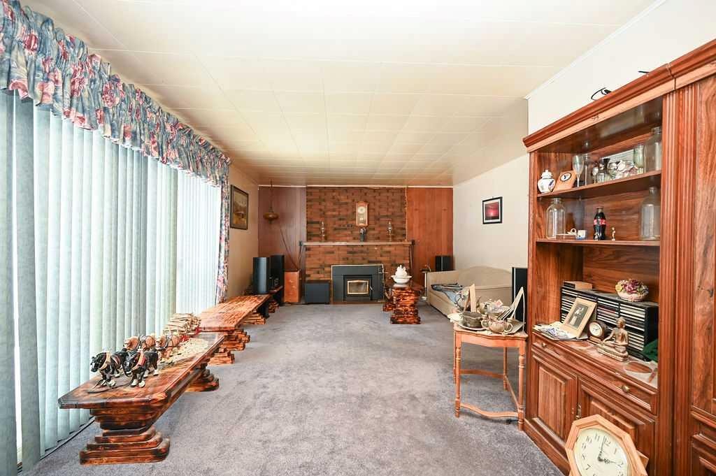 4812 53 Street, Athabasca, AB - Indoor With Fireplace