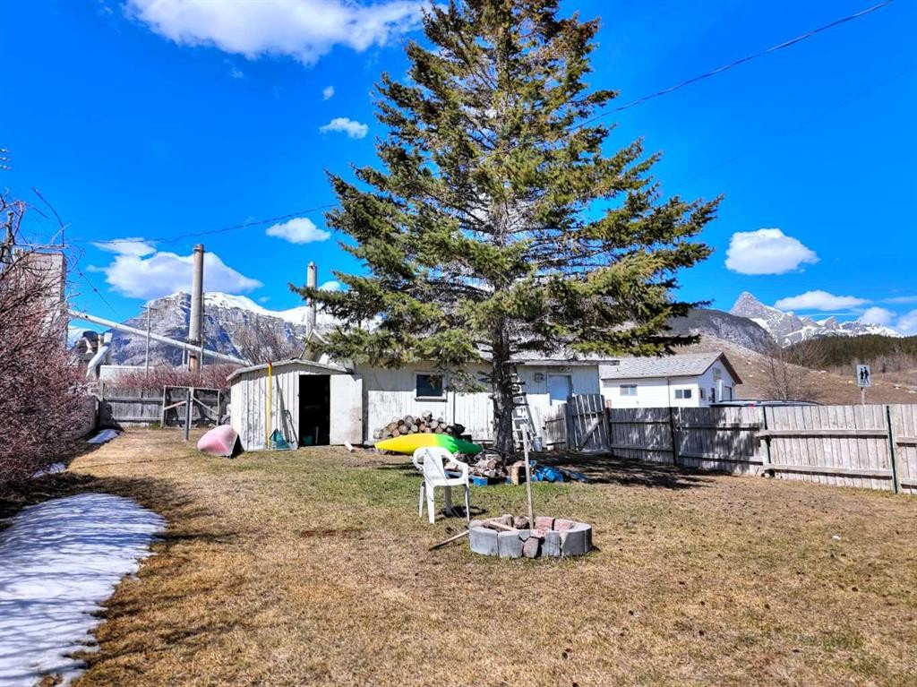 23 Mt Allen Drive, Exshaw, AB - Outdoor