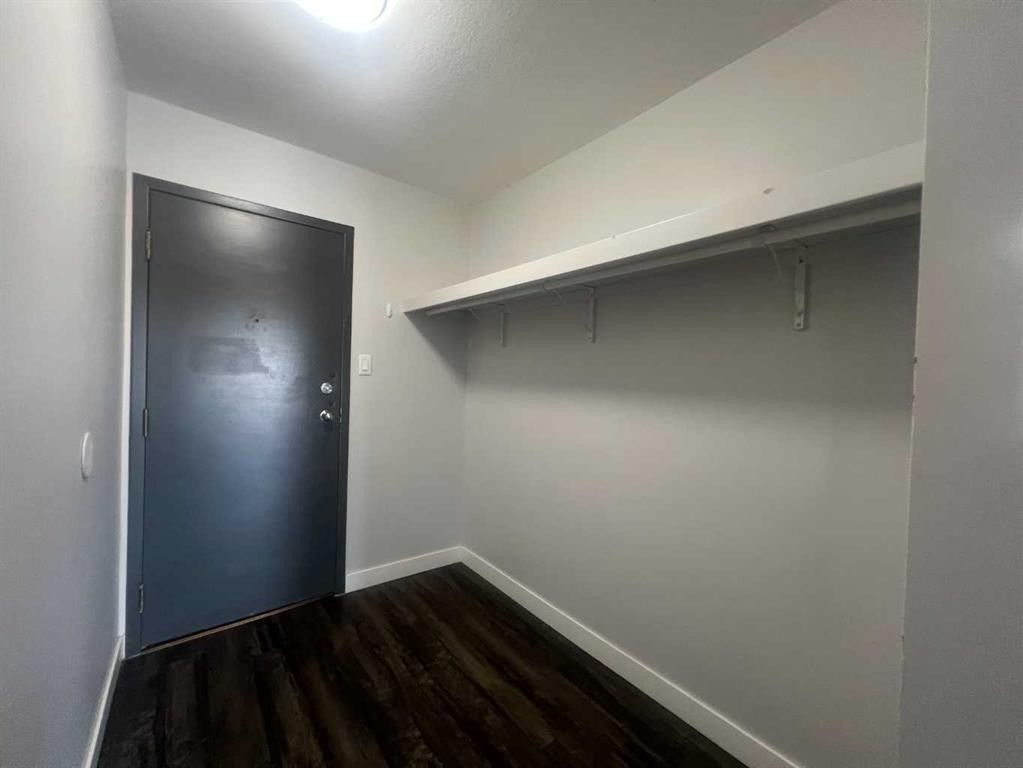 217A-5611 10 Avenue, Edson, AB - Indoor