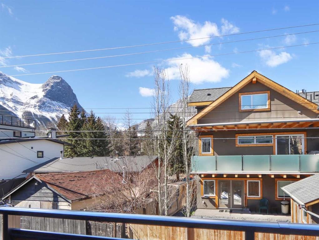 512 8Th Avenue, Canmore, AB - Outdoor