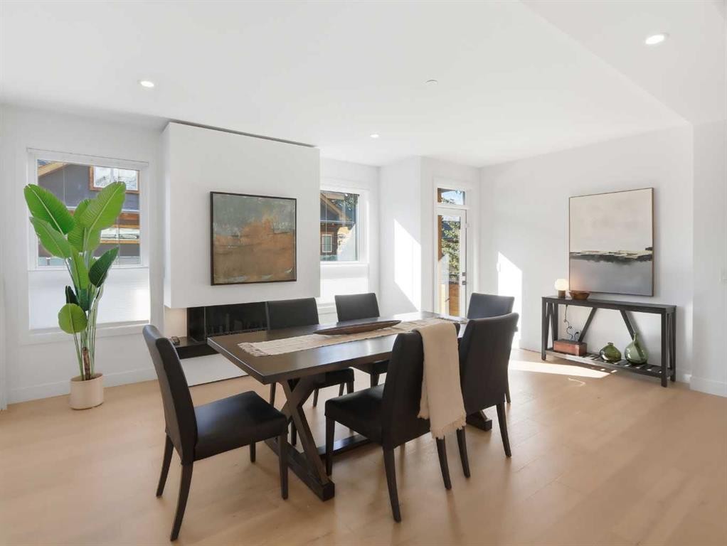 512 8Th Avenue, Canmore, AB - Indoor Photo Showing Dining Room