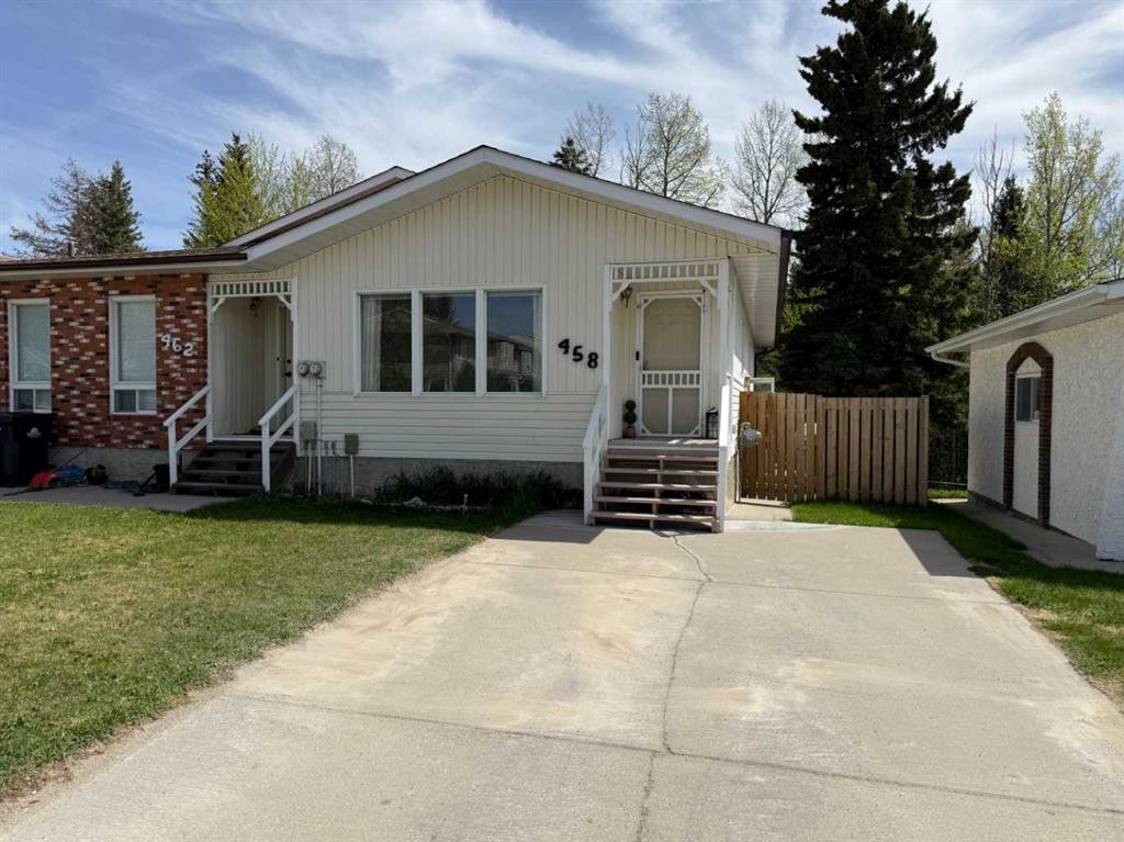 458 Collinge Road, Hinton, AB - Outdoor
