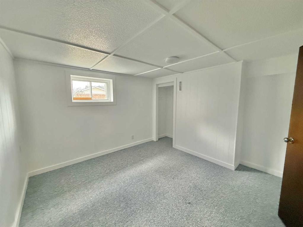 114 Willow Drive, Hinton, AB - Indoor