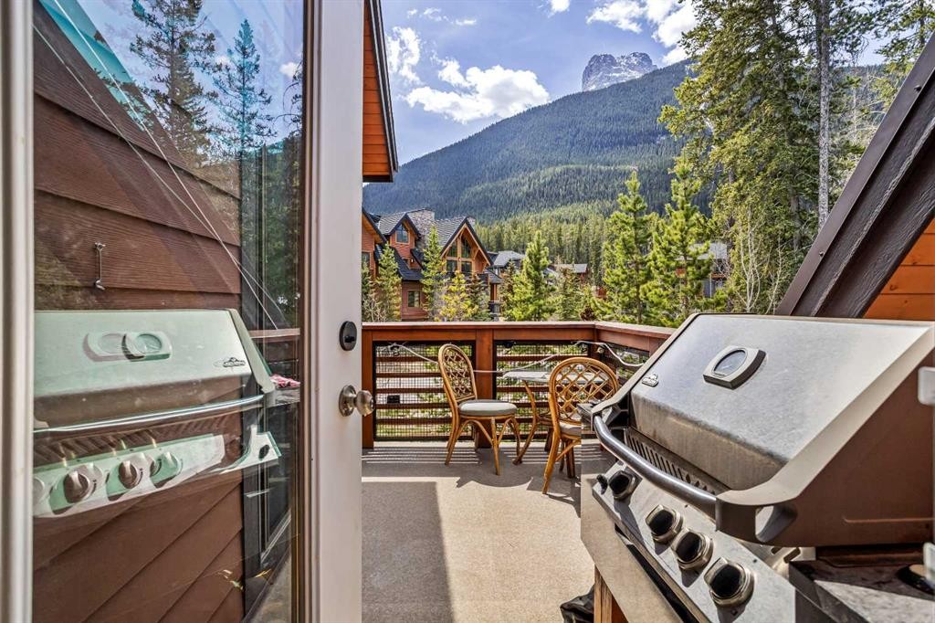 302-2100A Stewart Creek Drive, Canmore, AB - Outdoor