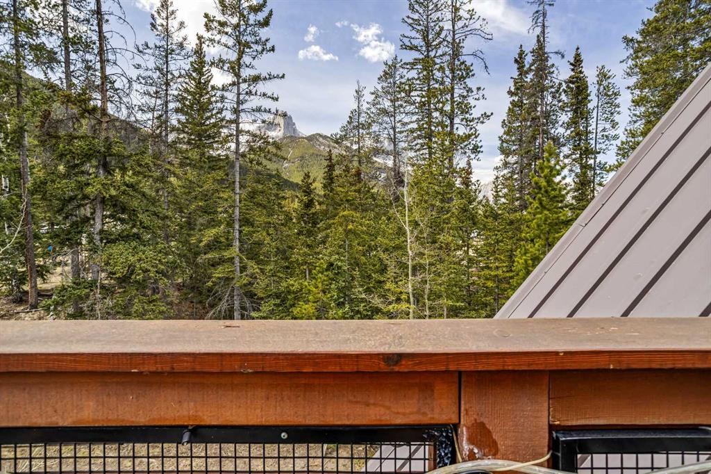 302-2100A Stewart Creek Drive, Canmore, AB - Outdoor